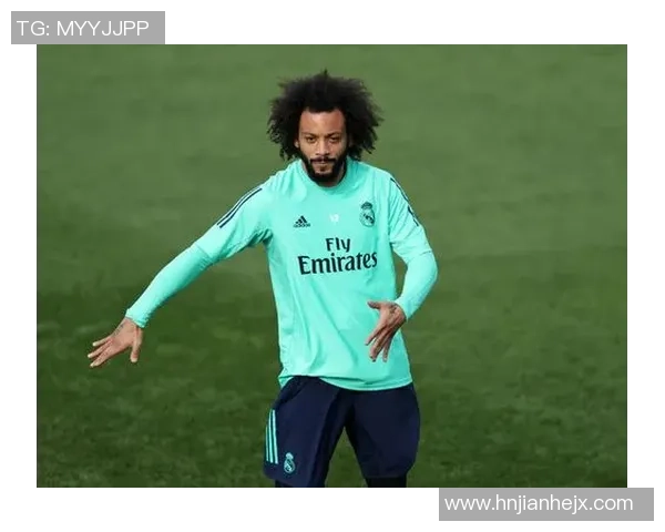 世界顶级后卫球星盘点 他们如何在绿茵场上成为坚固防线的守护者 世界顶级后卫球星盘点 他们如何在绿茵场上成为坚固防线的守护者