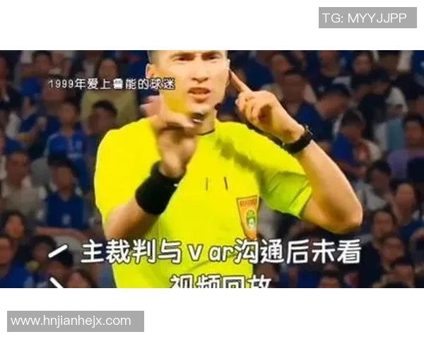 为什么足球明星的手臂看起来比普通人更加细长和匀称探究背后的原因