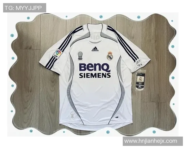 皇马荣耀100手机壳，展现球星风采，纪念足球传奇，致敬荣耀时刻